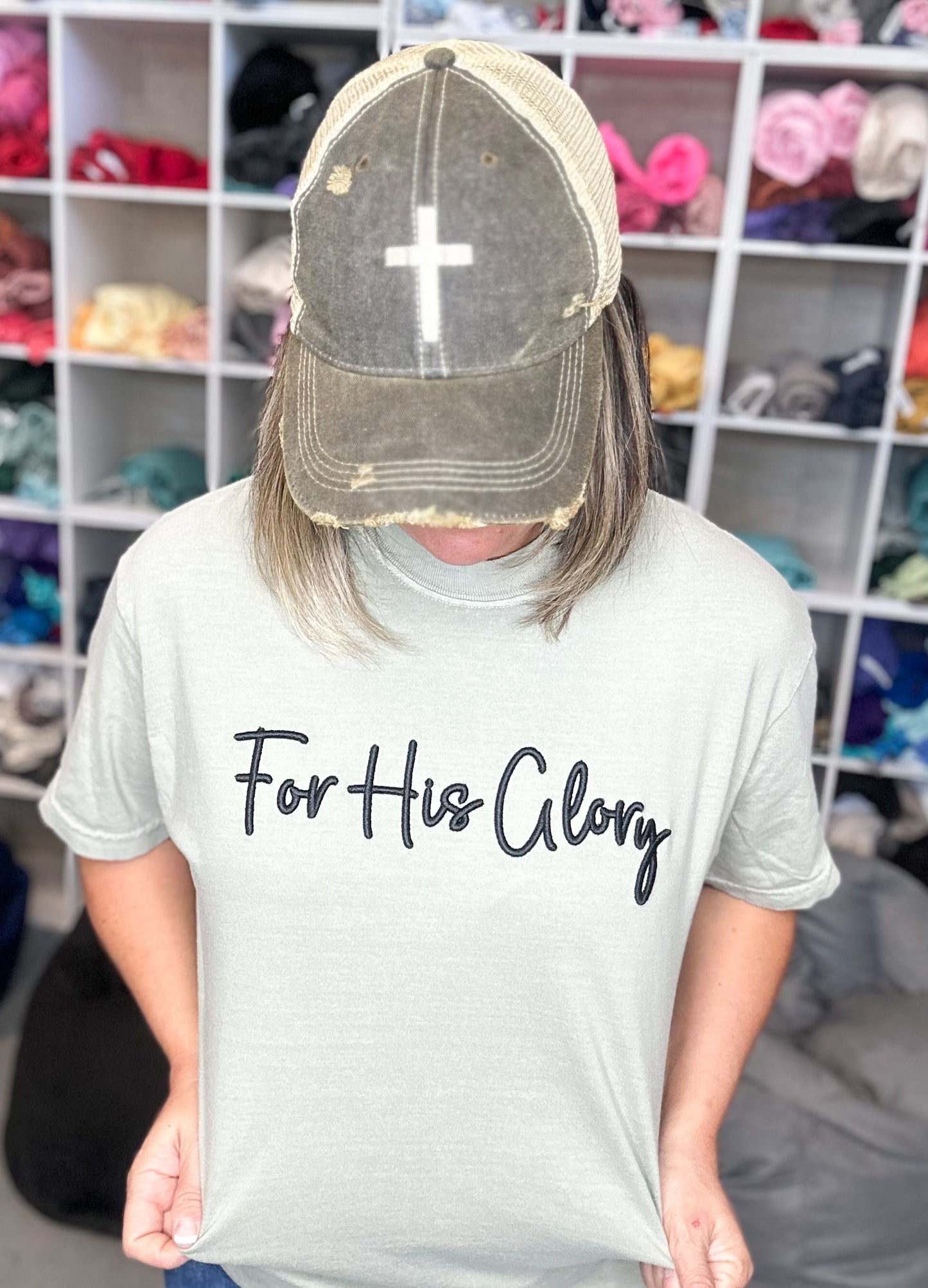 For His Glory Puff Embroidery Tee